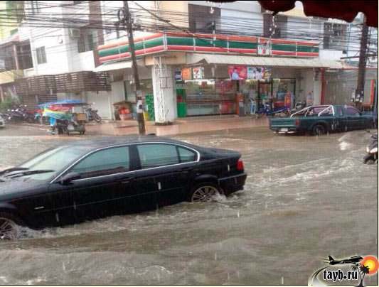 Потоп на Пхукете. 4 фото