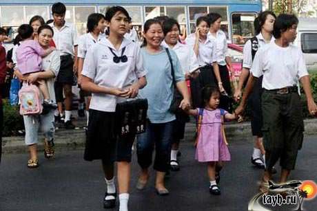 Школы в Бангкоке снова открыты.