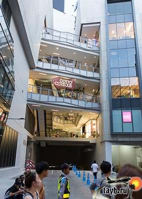В Бангкоке открылся новый торговый центр