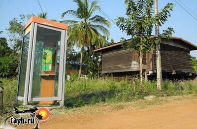 В Бангкоке реконструируют телефонные будки