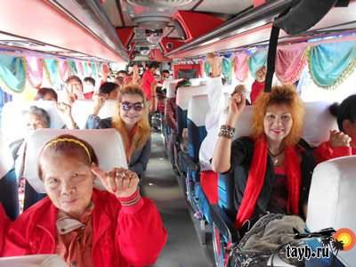 красно-рубашечники едут в Бангкок