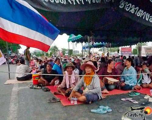протестующие в Тайланде