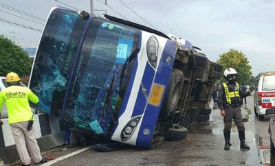 В аварии автобуса пострадали туристы