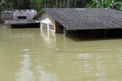 Юг Таиланда всё ещё под водой