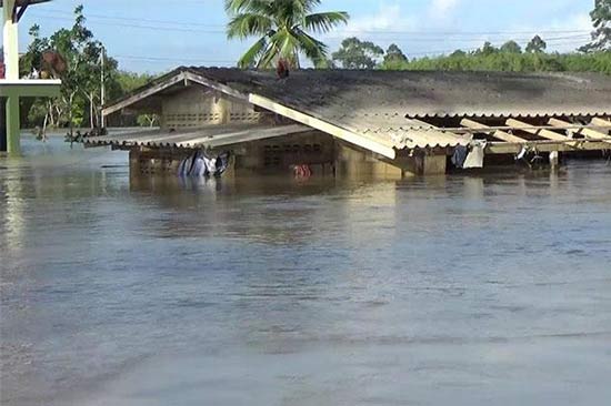 Наводнение сохраняется в семи провинциях
