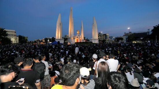 Новые протесты в Бангкоке