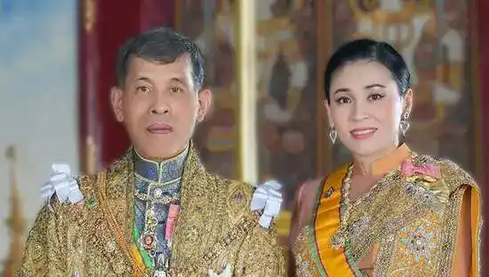 король и королева Таиланда