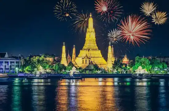 Вечеринки в Таиланде отменять не будут, но не везде.
